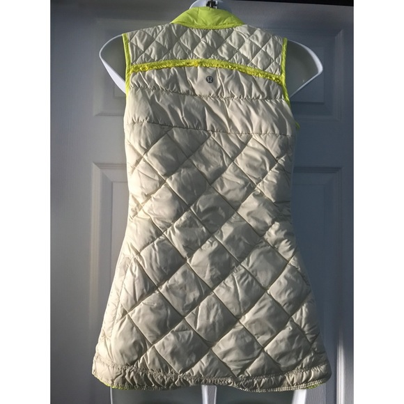 Lululemon “what the fluff” Reversible down vest - Picture 4 of 8